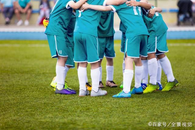 刘翔怒斥迟来安置：十余年没定编，现在却要“依规”？