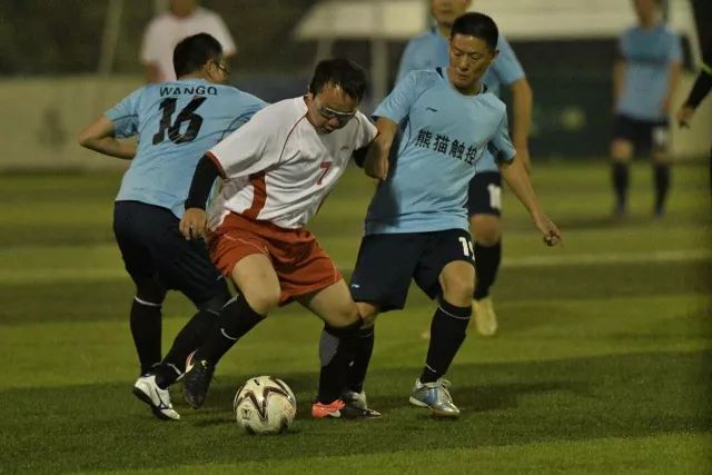 曼联放弃马特塔，锁定3400万神锋