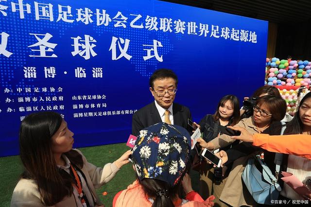 米兰与两英超球队盯上莱切中卫 要价2500万欧